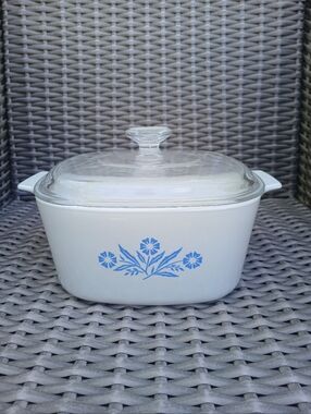Corningware White Covered Casserole with Blue Cornflower